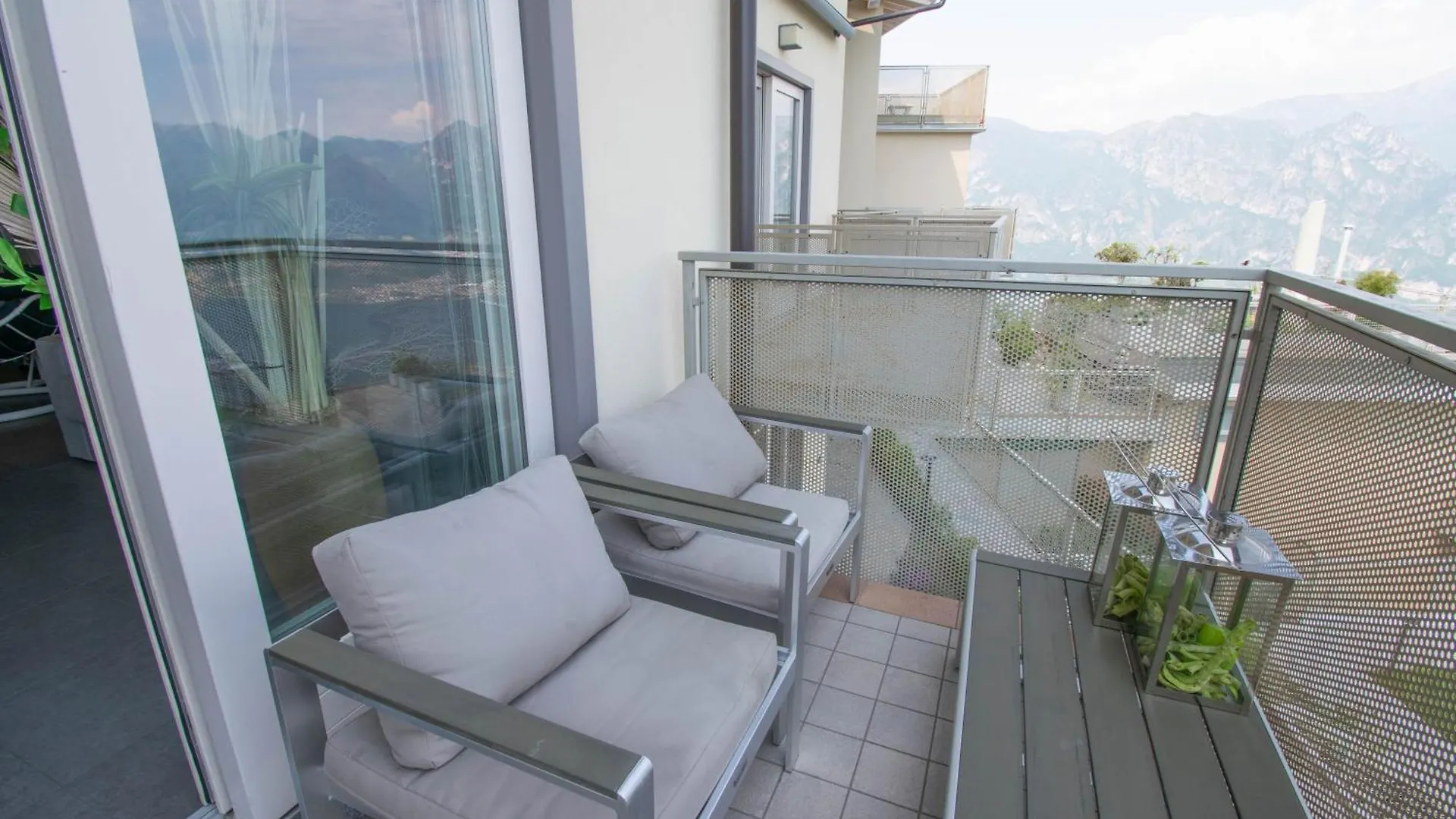 Nyaraló Terrazza A Lago - Condo Modern Two-Storey Flat With Pool And Terrace Parzanica
