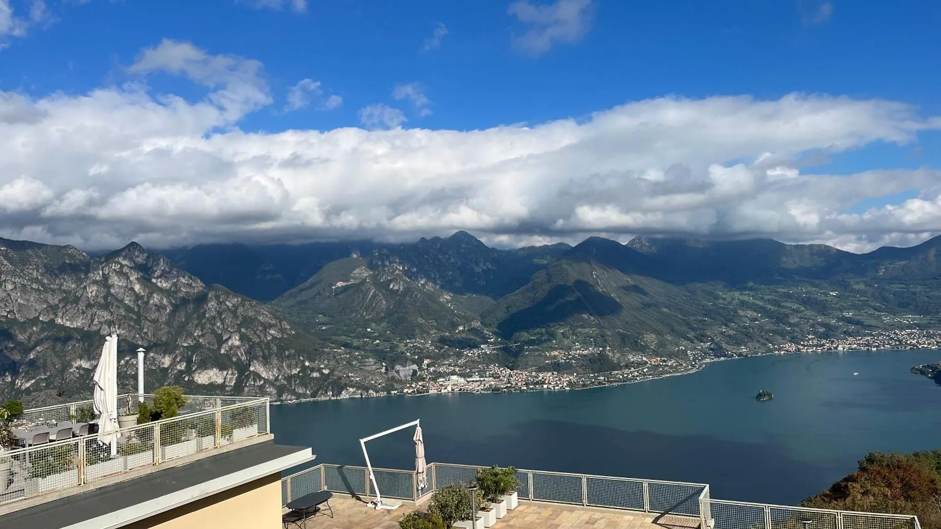 펜션 Terrazza A Lago - Condo Modern Two-Storey Flat With Pool And Terrace Parzanica